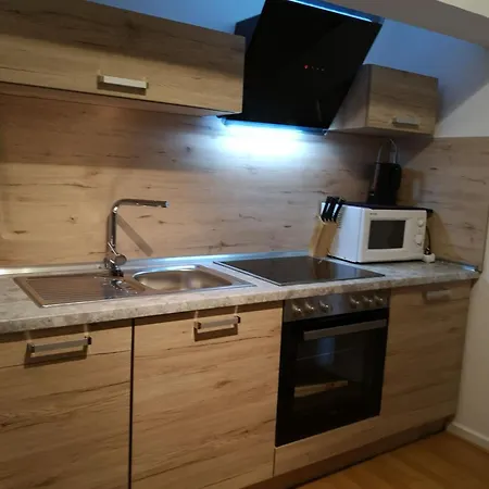 Schoene In Mit Sauna U Whirlpool *