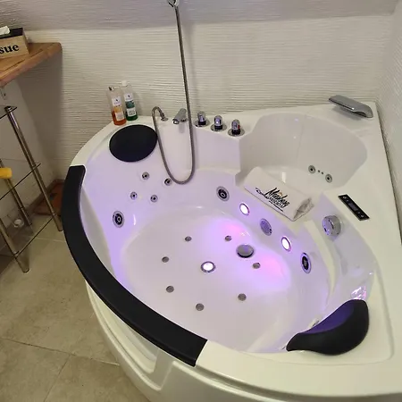 Apartment Schoene In Mit Sauna U Whirlpool Daun