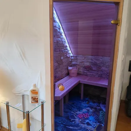 Schoene In Mit Sauna U Whirlpool *